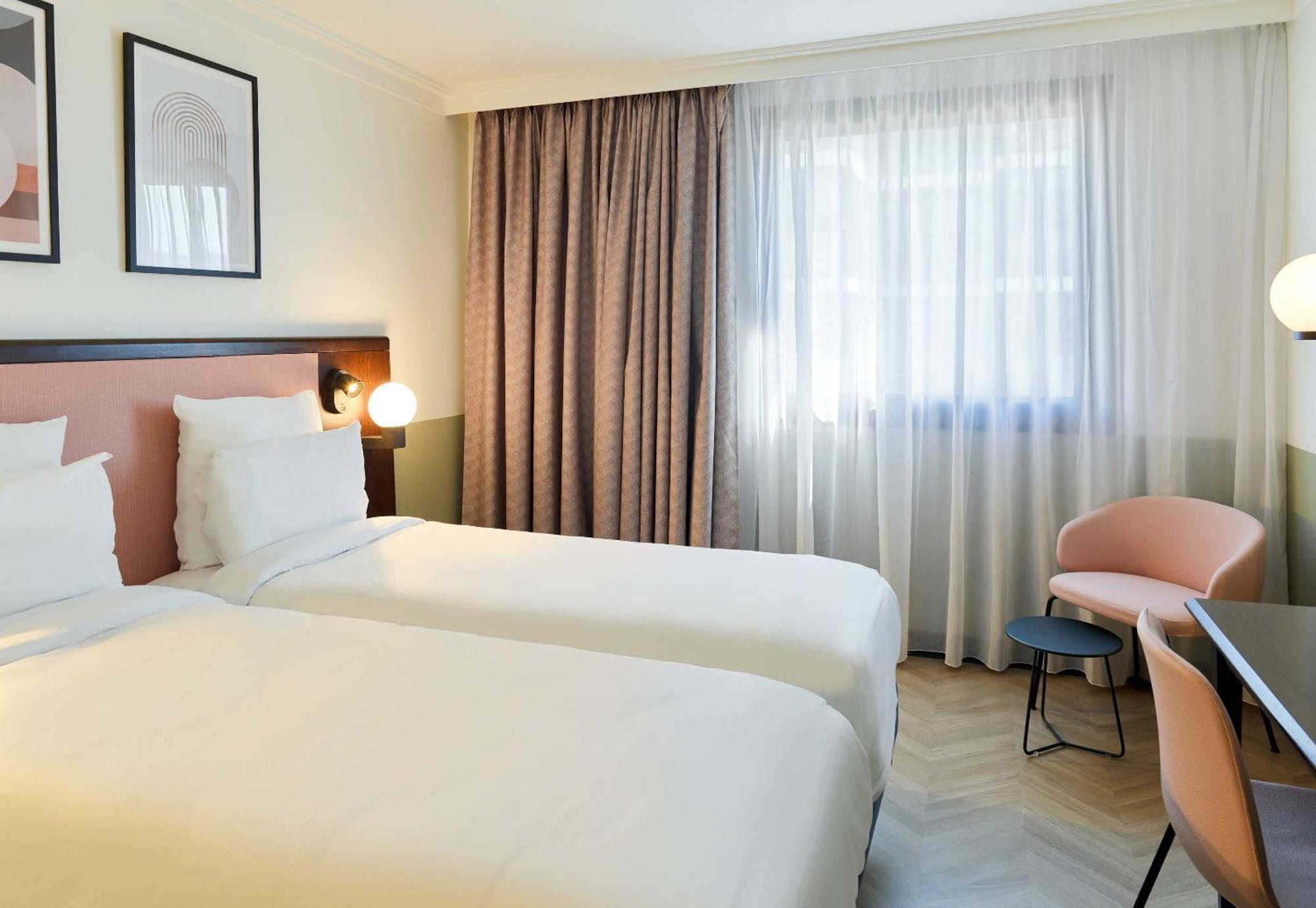 B&B Hotel Saint-Quentin-En-Yvelines Centre Gare 4 Etoiles Montigny-le-Bretonneux Exterior photo