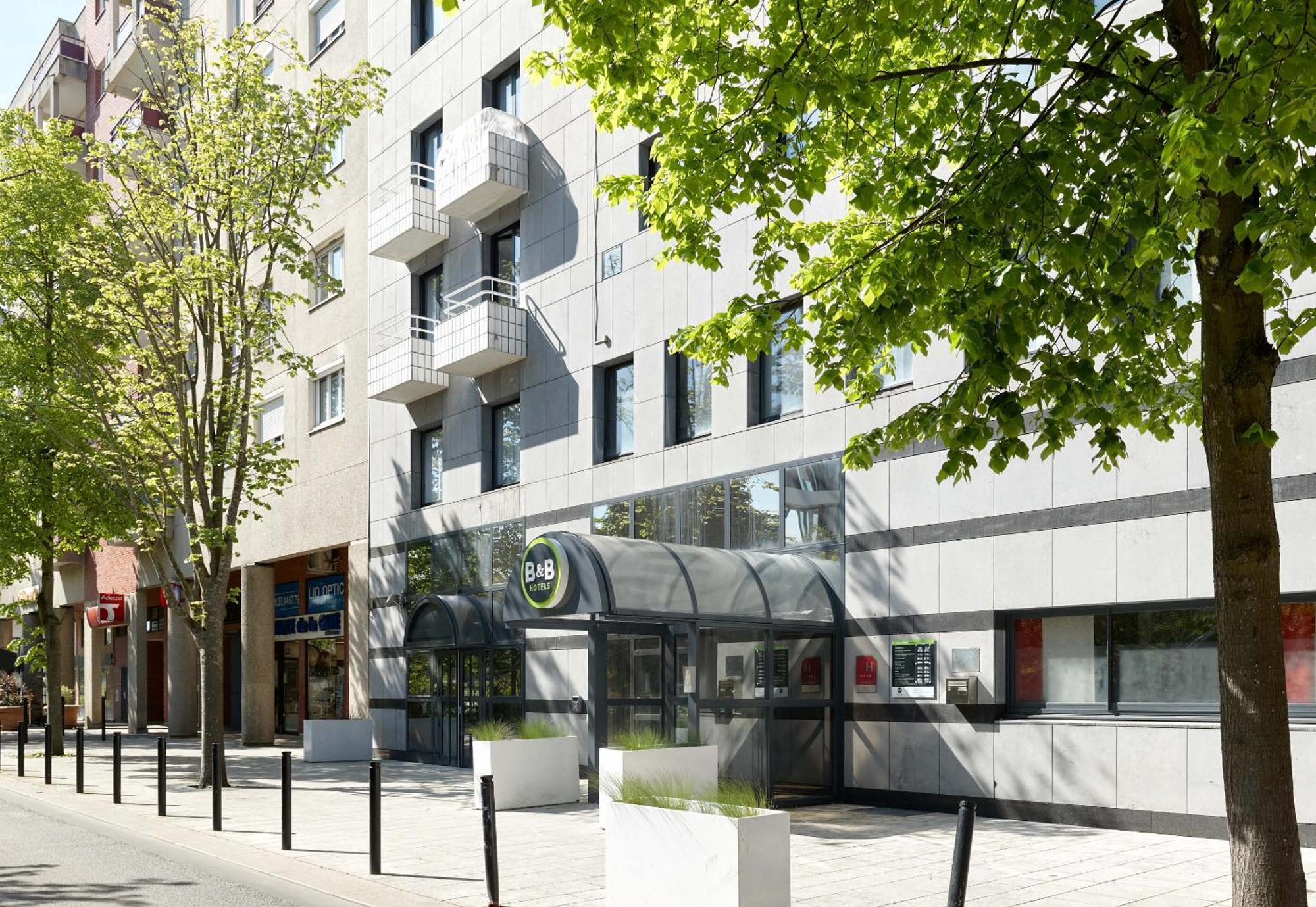 B&B Hotel Saint-Quentin-En-Yvelines Centre Gare 4 Etoiles Montigny-le-Bretonneux Exterior photo